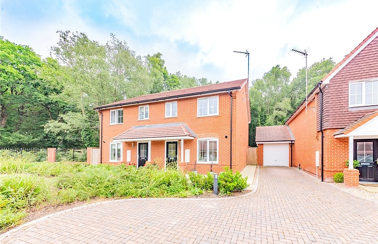 3 bedroom house for sale - Cavesson Close, Church Crookham, Fleet, Hampshire, GU52