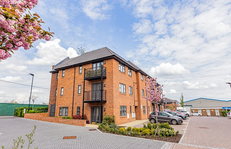 2 bedroom apartment for sale - Whitebeam House, Carter Court, Hook, RG27