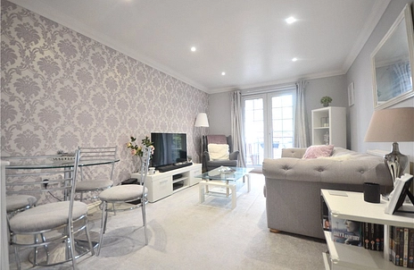 2 bedroom apartment for sale - The Coppice, Church Crookham, Fleet, GU52 - Property View 2