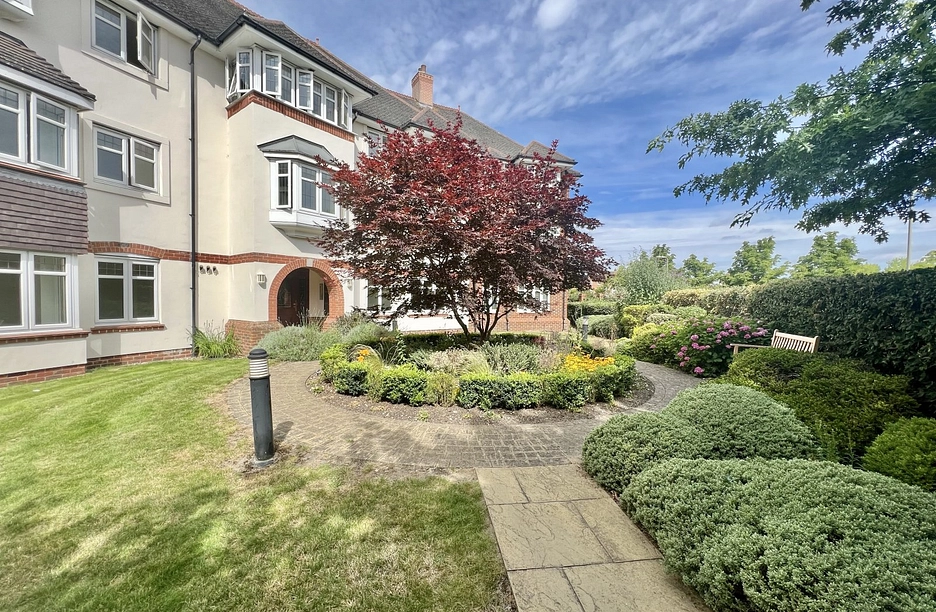 2 bedroom apartment for sale - Bentley Drive, Fleet, GU51 - Property View 1