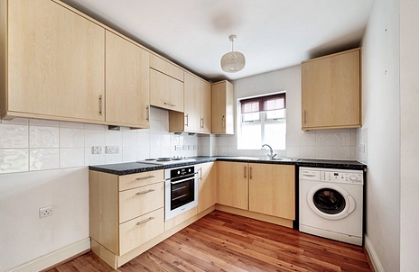 2 bedroom apartment for sale - Bramshott Place, Fleet, Hampshire, GU51 - Property View 3