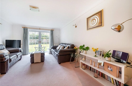 2 bedroom apartment for sale - Gally Hill Road, Church Crookham, Fleet, Hampshire, GU52 - Property View 2