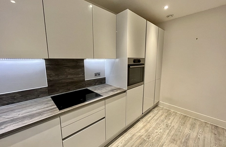 2 bedroom house for sale - Emerald Avenue, Fleet, Hampshire, GU51 - Property View 3