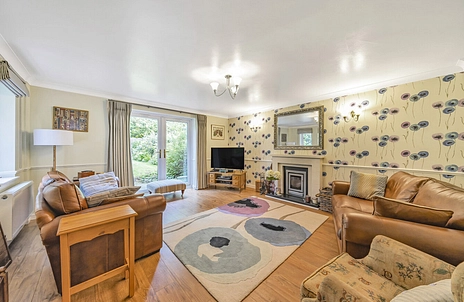 4 bedroom house for sale - Tamworth Drive, Fleet, Hampshire, GU51 - Property View 3