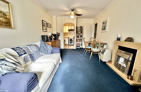 1 bedroom apartment for sale - Pinewood Court, Fleet, Hampshire, GU51 - Property View 2