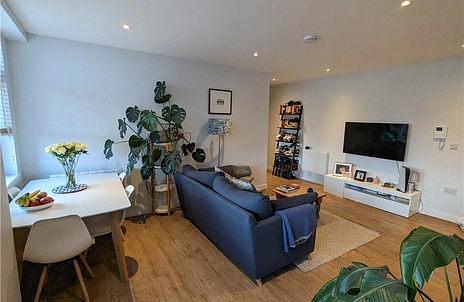 1 bedroom apartment for sale - Principle House, 115-123 Fleet Road, Fleet, Hampshire, GU51 - Property View 3