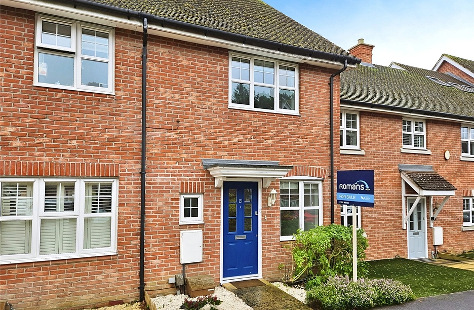 2 bedroom house for sale - Stockbridge Road, Fleet, Hampshire, GU51 - Property View 1