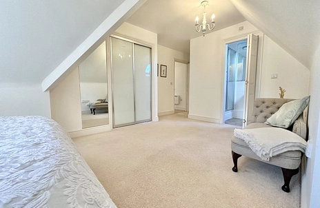 2 bedroom apartment for sale - Douglas Court, Fleet Road, Fleet, Hampshire, GU51 - Property View 3