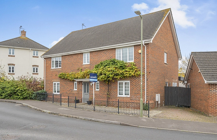 5 bedroom house for sale - Great Marlow, Hook, Hampshire, RG27