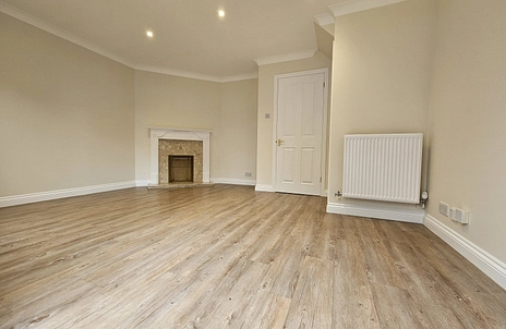 2 bedroom house for sale - Albert Street, Fleet, Hampshire, GU51 - Property View 3