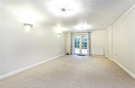 2 bedroom apartment for sale - The Coppice, Church Crookham, Fleet, Hampshire, GU52 - Property View 2