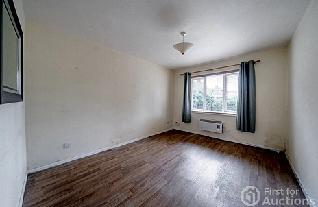 1 bedroom apartment for sale - Gainsborough Court, Albert Street, Fleet, Hampshire, GU51 - Property View 2