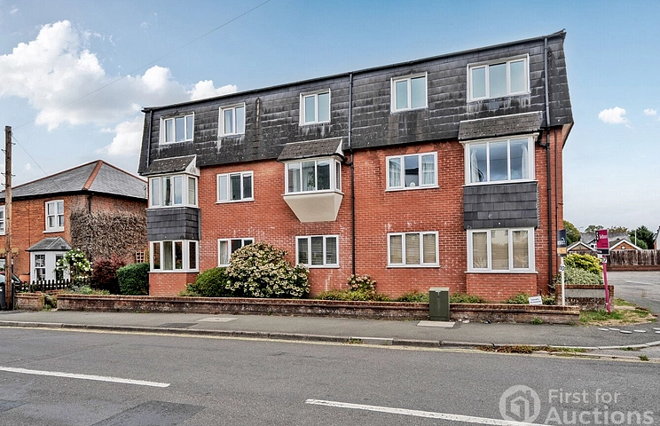 1 bedroom apartment for sale - Gainsborough Court, Albert Street, Fleet, Hampshire, GU51