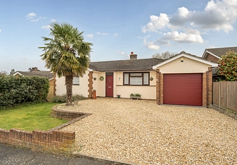 3 bedroom bungalow for sale - Madeley Road, Church Crookham, Fleet, Hampshire, GU52 - Property View 1