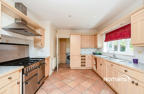 5 bedroom house to rent - Heckfield Drive, Fleet, Hampshire, GU51 - Property View 2