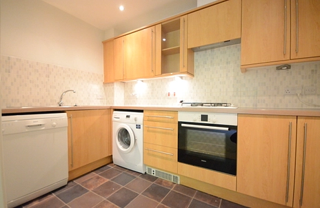 2 bedroom apartment to rent - Crookham Road, Fleet, GU51 - Property View 3