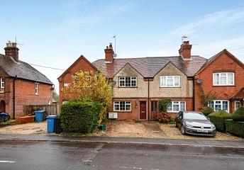 2 bedroom cottage to rent - Southview Cottages, Newnham Road, Hook, RG27 - Property View 1