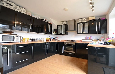 3 bedroom house to rent - Portland Drive, Church Crookham, Fleet, GU52 - Property View 3