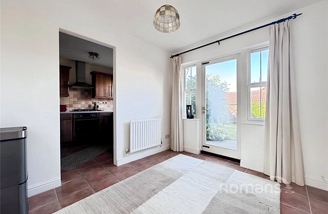 3 bedroom house to rent - Hop Garden, Church Crookham, GU52 - Property View 3