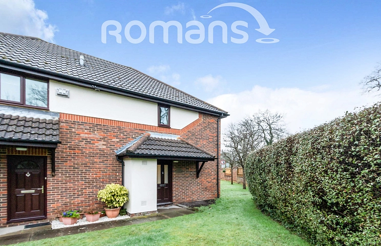 2 bedroom maisonette to rent - Saddleback Way, Fleet, GU51