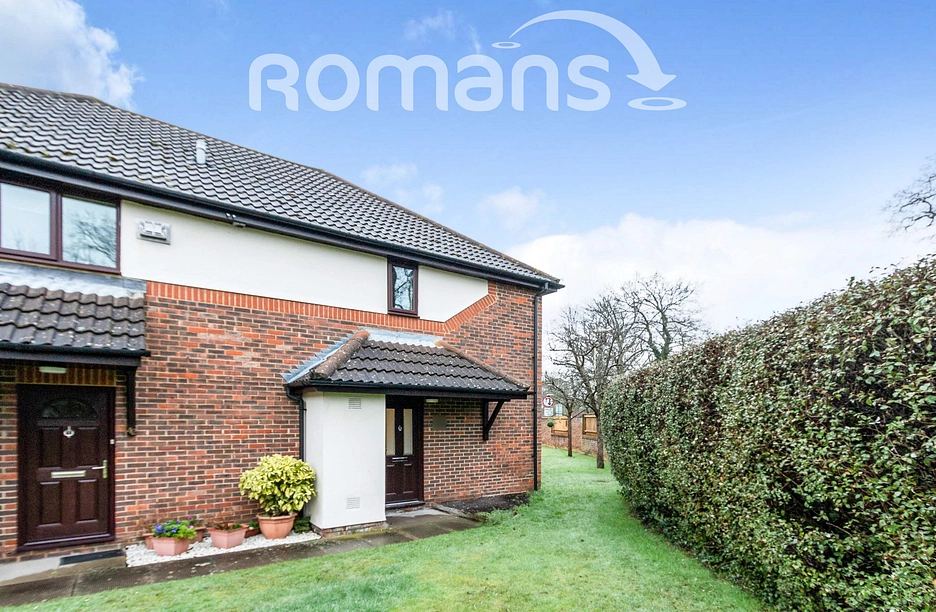 2 bedroom maisonette to rent - Saddleback Way, Fleet, GU51 - Property View 1