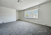 2 bedroom maisonette to rent - Connaught Road, Fleet, Hampshire, GU51 - Property View 2