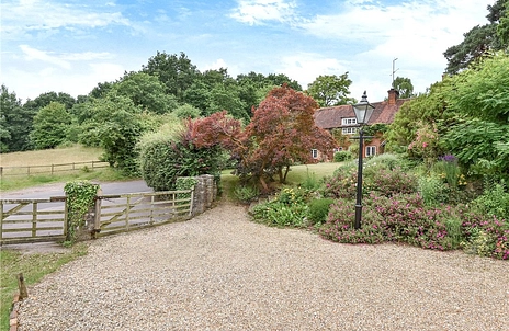 5 bedroom house for sale - Burnt Hill Road, Farnham, Surrey, GU10 - Property View 2