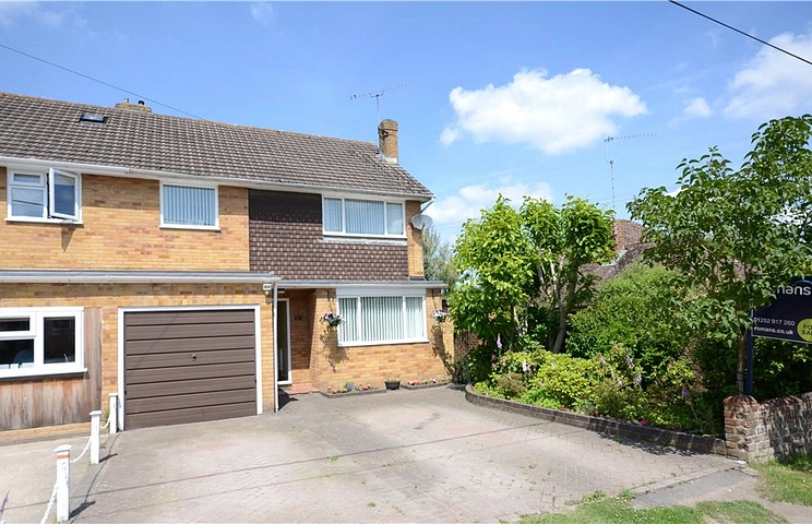 3 bedroom house for sale - Orchard Road, Badshot Lea, Farnham, Surrey, GU9