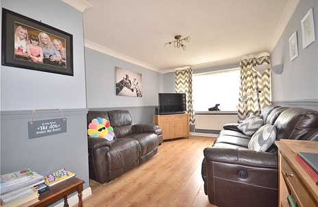 2 bedroom house for sale - Sandy Hill Road, Farnham, Surrey, GU9 - Property View 2