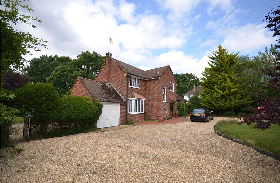 4 bedroom house for sale - Fullers Road, Rowledge, Farnham, Surrey, GU10 - Property View 1