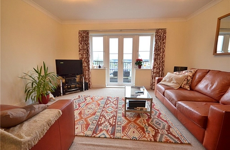 4 bedroom house for sale - Manor Road, Farnham, Surrey, GU9 - Property View 3