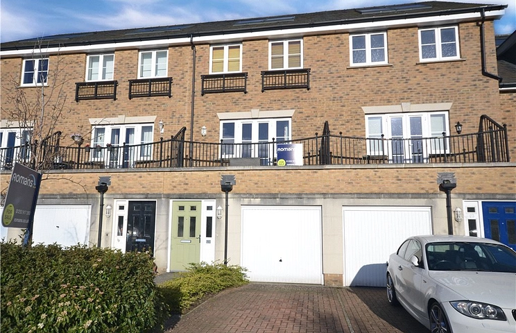 4 bedroom house for sale - Manor Road, Farnham, Surrey, GU9