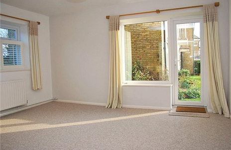 2 bedroom apartment for sale - Sumner Court, Sumner Road, Farnham, Hampshire, GU9 - Property View 2