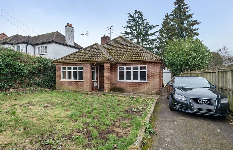 3 bedroom house for sale - Beavers Road, Farnham, GU9