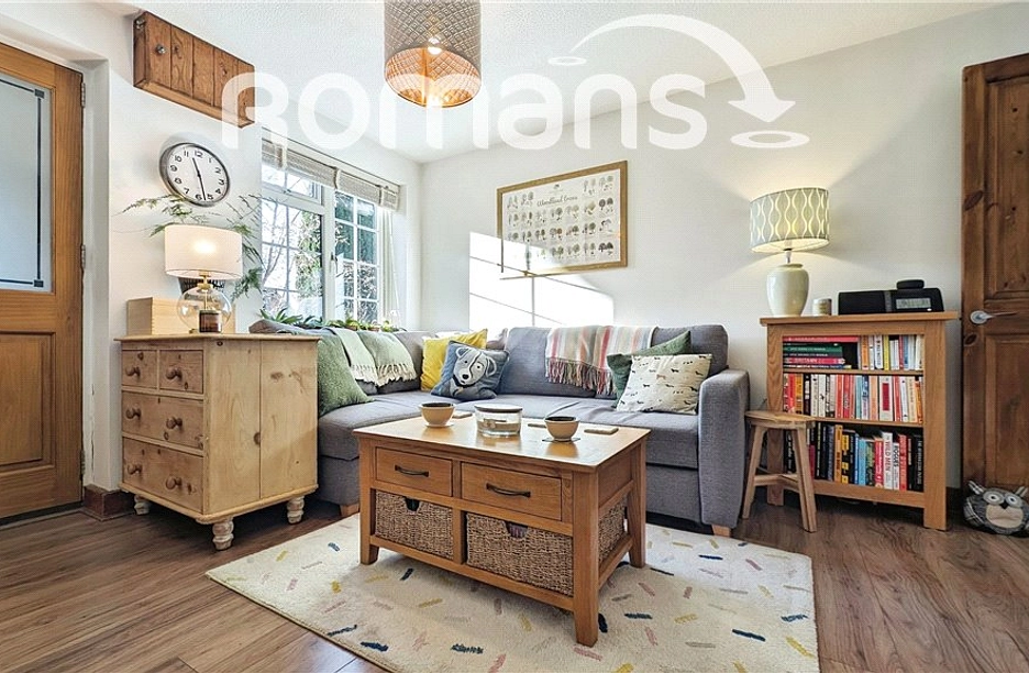 1 bedroom house for sale - Field End, Farnham, Surrey, GU9 - Property View 1