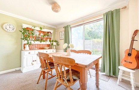 3 bedroom house for sale - Badshot Lea Road, Badshot Lea, Farnham, Surrey, GU9 - Property View 3