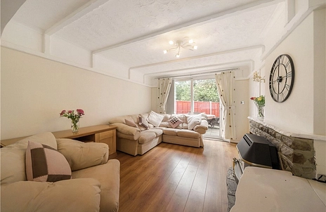 3 bedroom house for sale - Old Park Close, Farnham, Surrey, GU9 - Property View 3