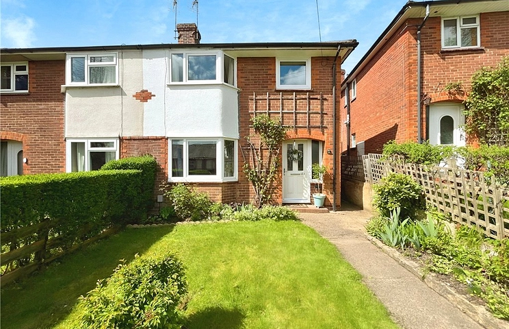 3 bedroom house for sale - Farnborough Road, Farnham, Surrey, GU9