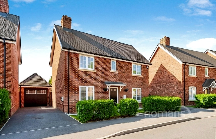 3 bedroom house for sale - Cascade Way, Farnham, Surrey, GU9