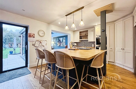 5 bedroom house for sale - Knights Road, Farnham, Surrey, GU9 - Property View 3