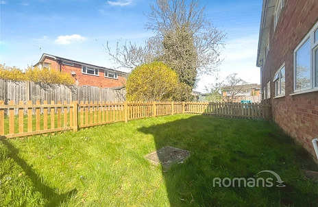 2 bedroom maisonette for sale - Wooteys Way, Alton, Hampshire, GU34 - Property View 2