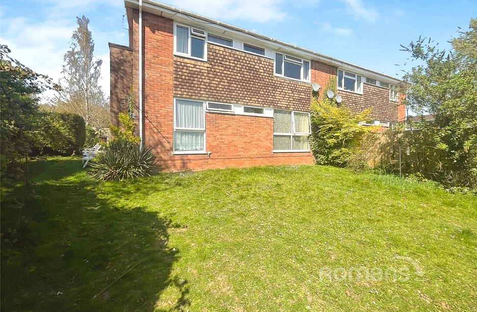 2 bedroom maisonette for sale - Wooteys Way, Alton, Hampshire, GU34 - Property View 1