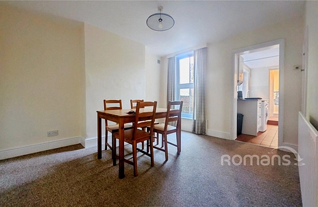 3 bedroom house for sale - Upper South View, Farnham, Surrey, GU9 - Property View 3