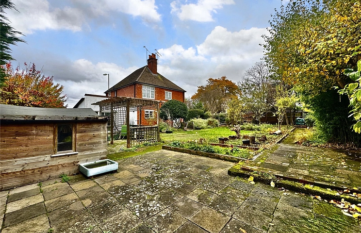 4 bedroom house for sale - Farnborough Road, Farnborough, Hampshire, GU14