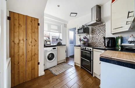 2 bedroom house for sale - Greenfields Road, Reading, Berkshire, RG2 - Property View 2