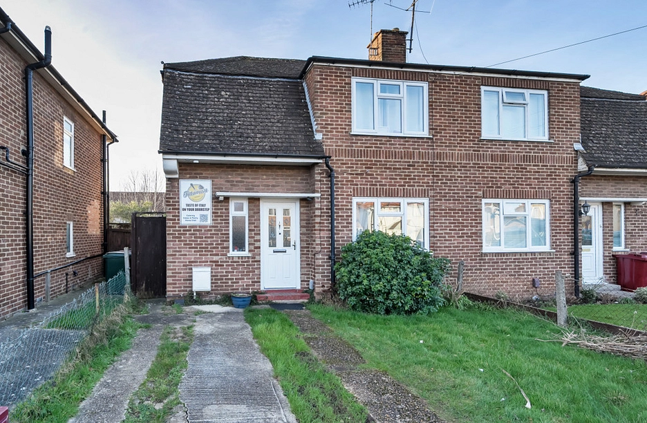 2 bedroom house for sale - Greenfields Road, Reading, Berkshire, RG2 - Property View 1