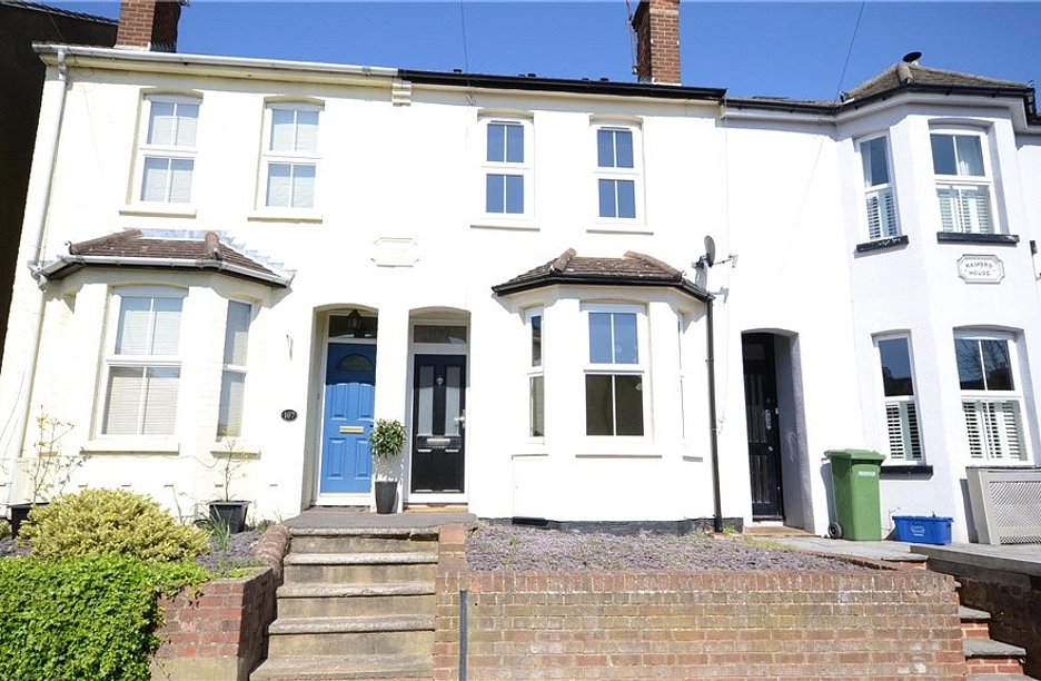 3 bedroom house for sale - Newport Road, Aldershot, Hampshire, GU12 - Property View 1