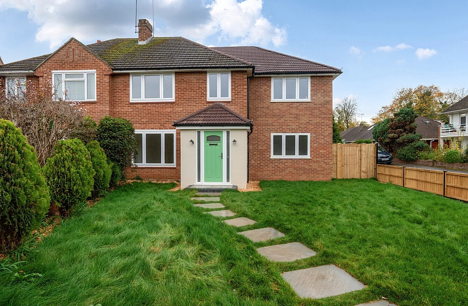 5 bedroom house for sale - Falstaff Avenue, Earley, Reading, Berkshire, RG6 - Property View 1