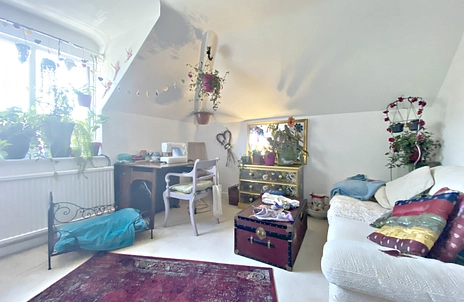 1 bedroom apartment to rent - Willow Court, Bassetsbury Lane, High Wycombe, HP11 - Property View 2