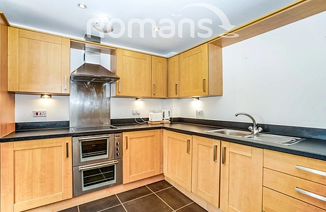 1 bedroom apartment to rent - Mathews House, Tadros Court, High Wycombe, HP13 - Property View 3